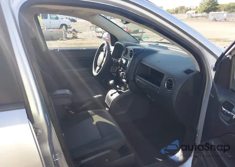 2012 Jeep Compass Sport из США, поврежденный, VIN 1C4NJDBB0CD621065